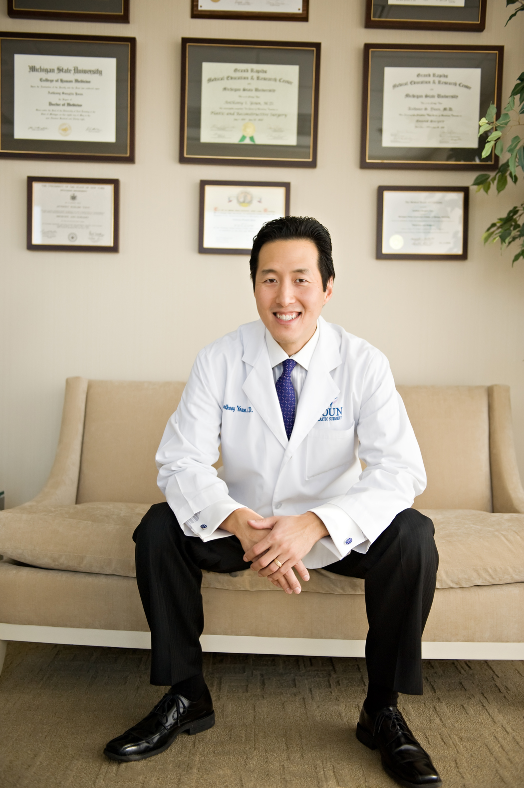 F2_DrYoun “Don’t tie your hopes to any one position. Be flexible. My story isn’t what I imagined it would be when I started as a physician: It’s better.” -Anthony Youn, M.D.